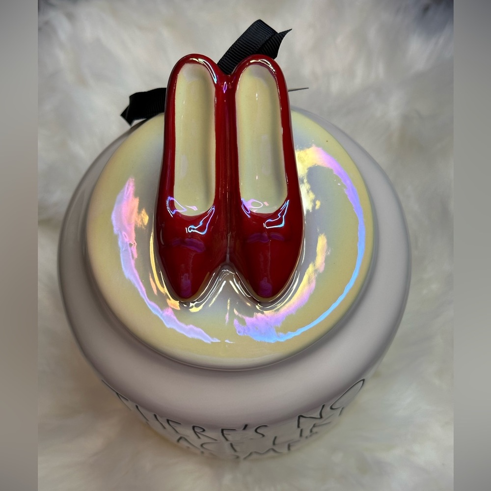 Wizard of Oz - Rae Dunn Canister with Ruby Slipper Lid - Picture 5 of 5